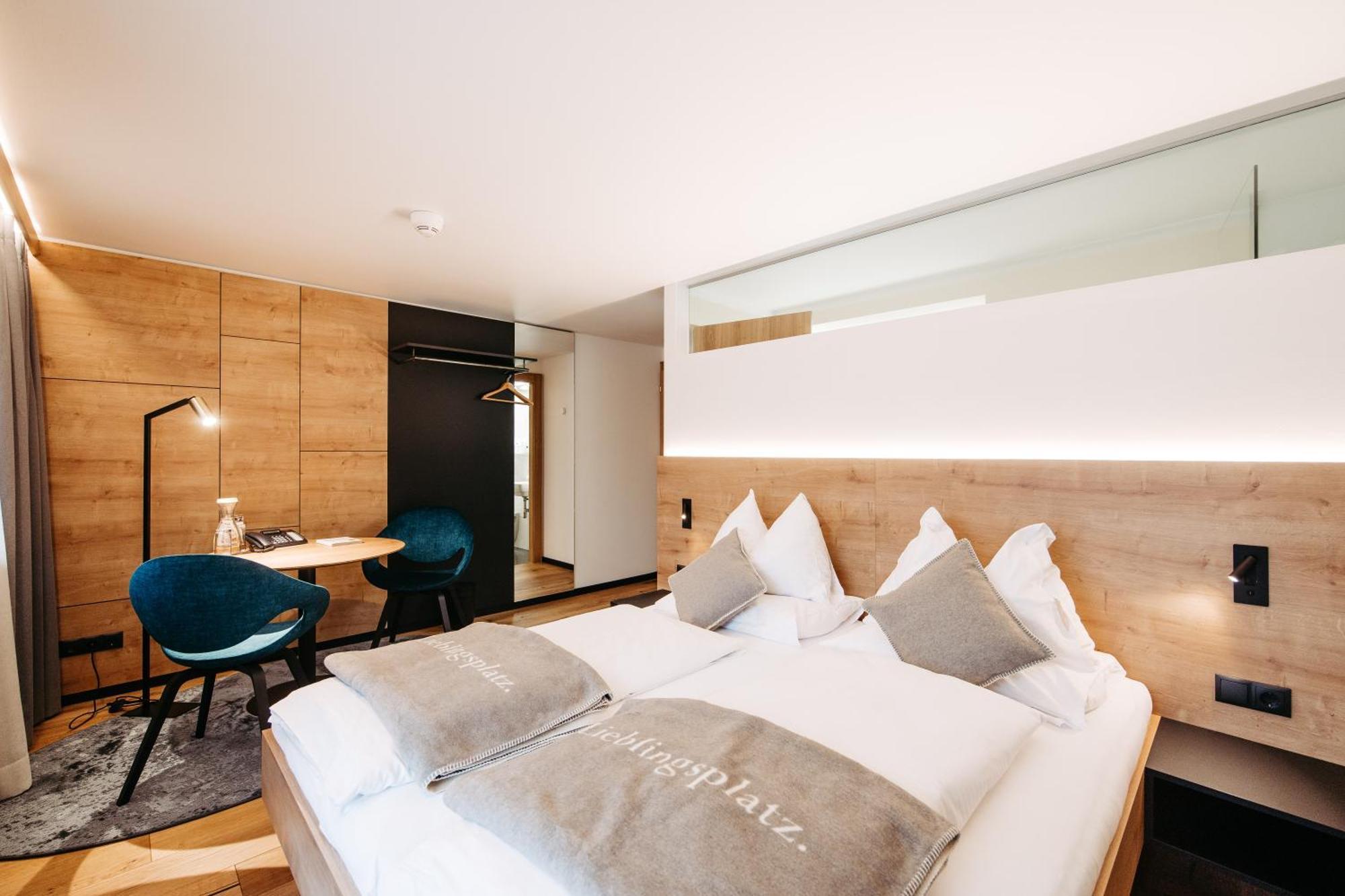 Sonne 1806 - Am Campus 4*
